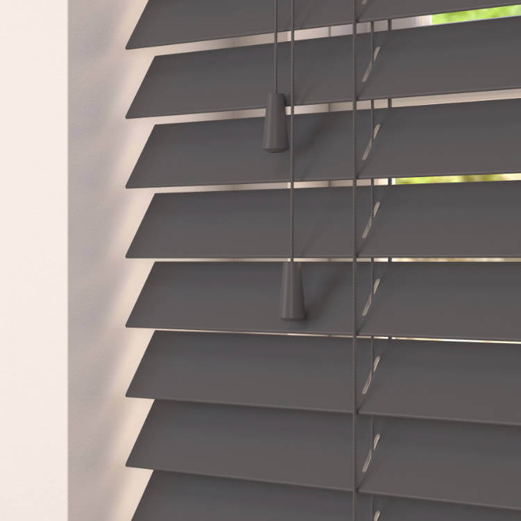 grey venetian blind